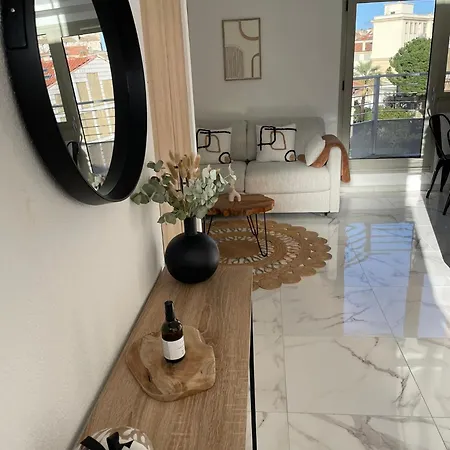 Duplex En Bord De Avec Piscine Et Parking *