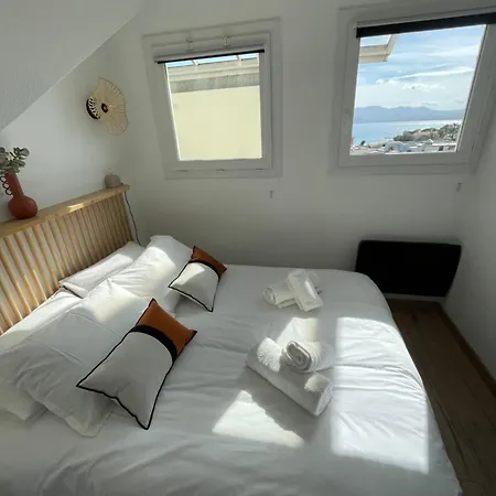 Duplex En Bord De Avec Piscine Et Parking *